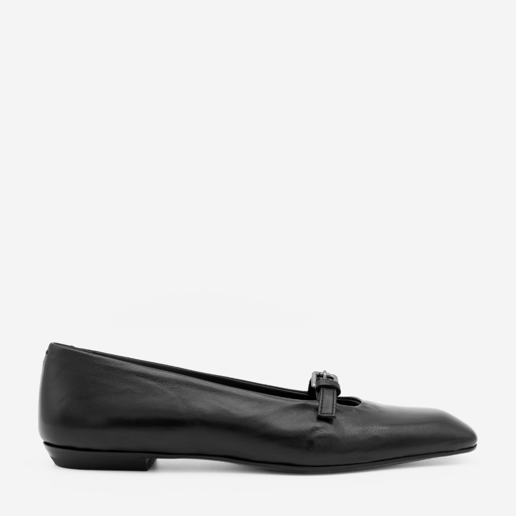 Sort, elegant ballerinasko med firkantet tåparti